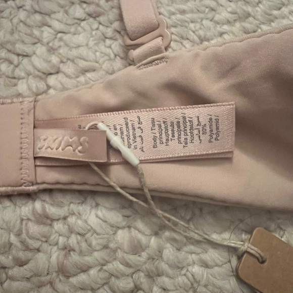 Skims Fits Everybody T-shirt bra Seamless mica Bra 32DD 32E - Picture 5 of 8